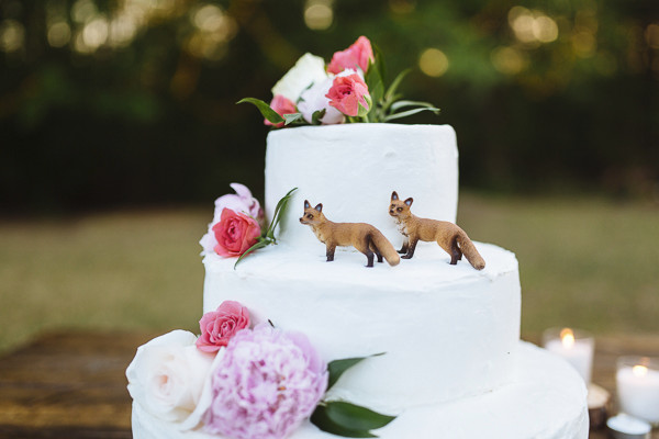 hip-backyard-wedding