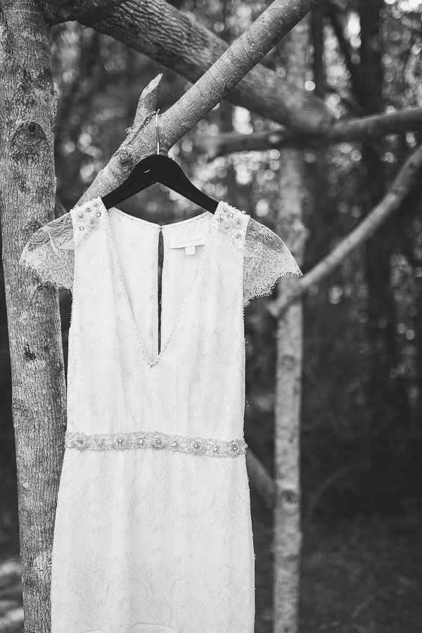 hip-backyard-wedding