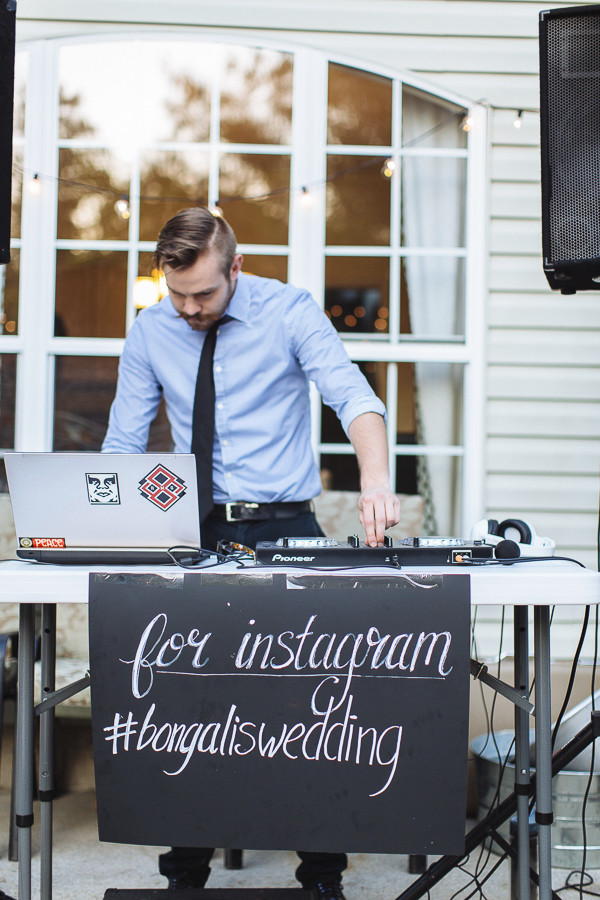 hip-backyard-wedding