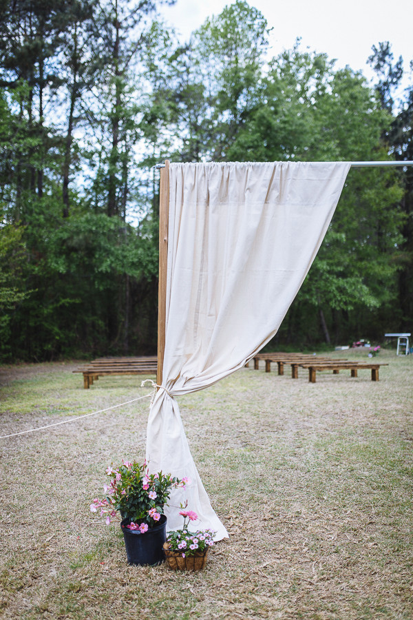 hip-backyard-wedding