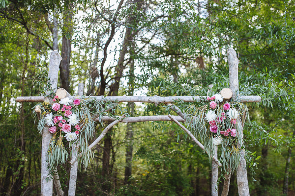 hip-backyard-wedding
