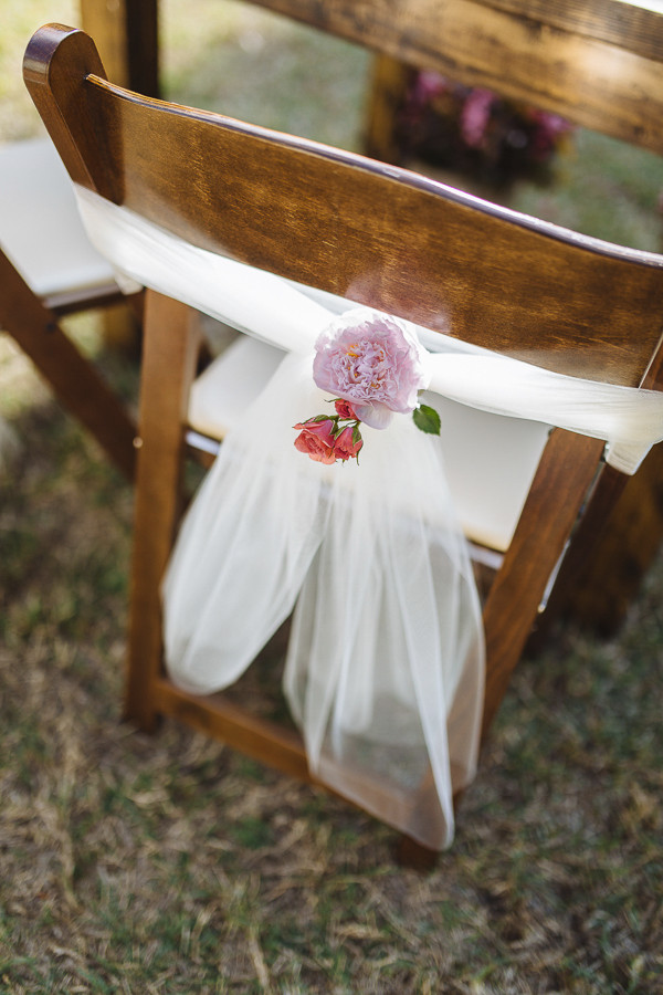 hip-backyard-wedding