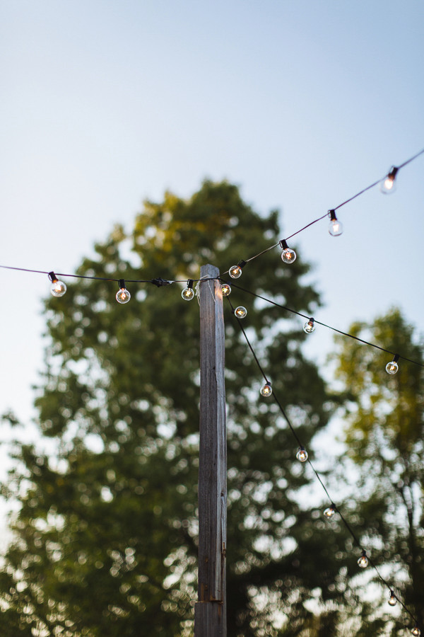 hip-backyard-wedding