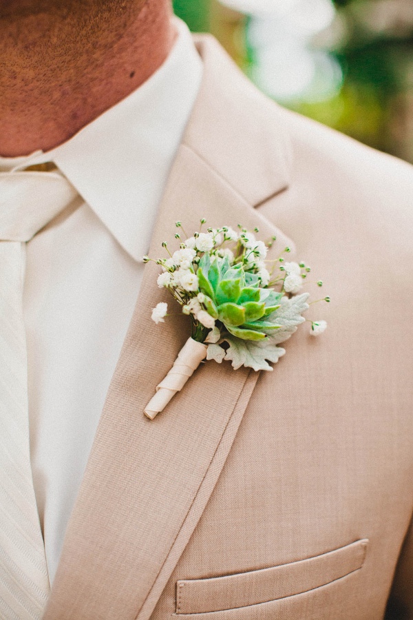 keep-it-natural-with-a-garden-wedding