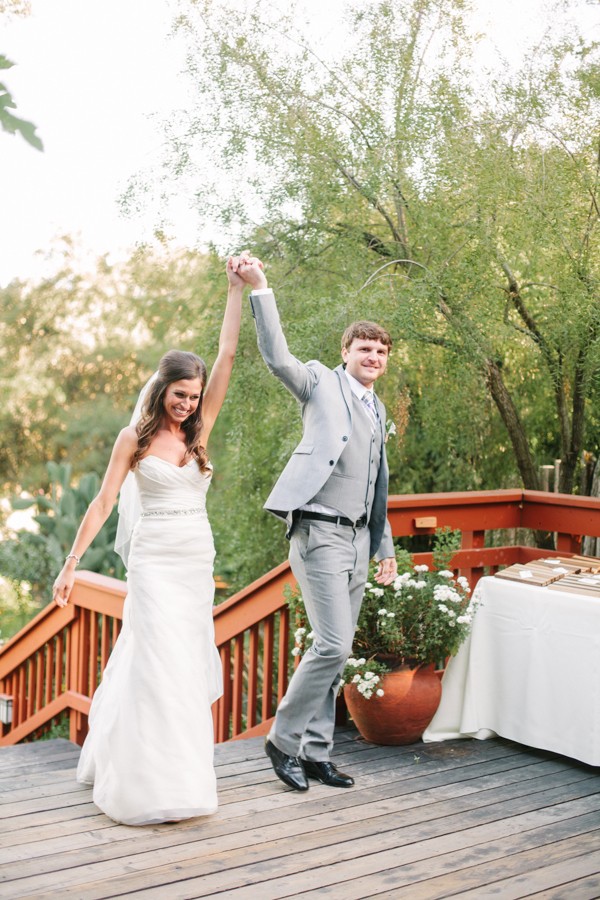lavender-burlap-and-twine-wedding