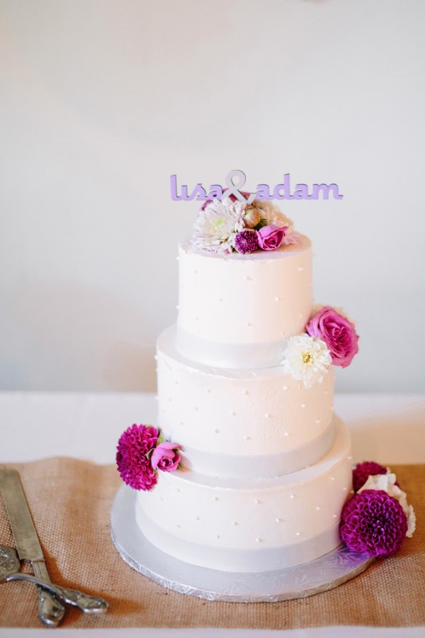 lavender-burlap-and-twine-wedding