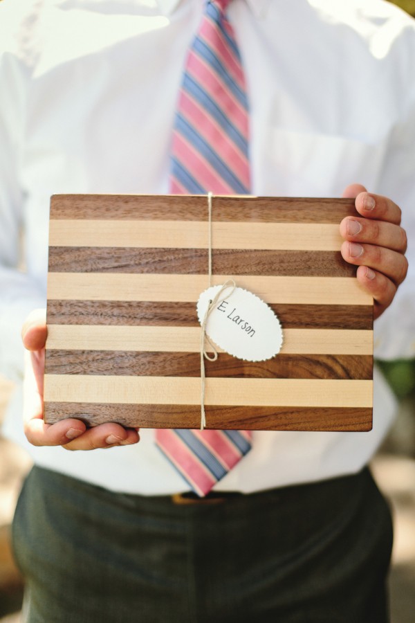 lavender-burlap-and-twine-wedding