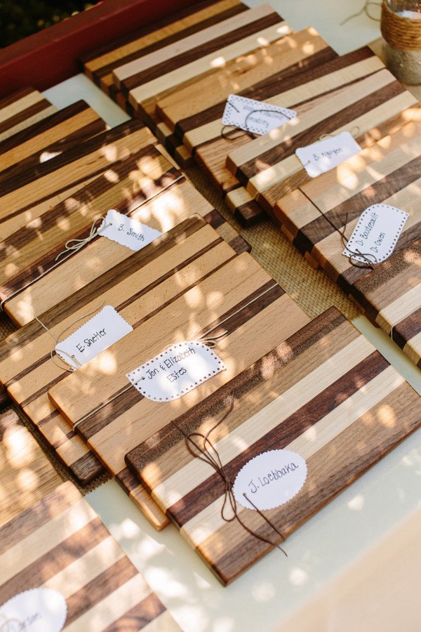 lavender-burlap-and-twine-wedding