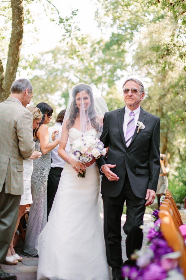 lavender-burlap-and-twine-wedding