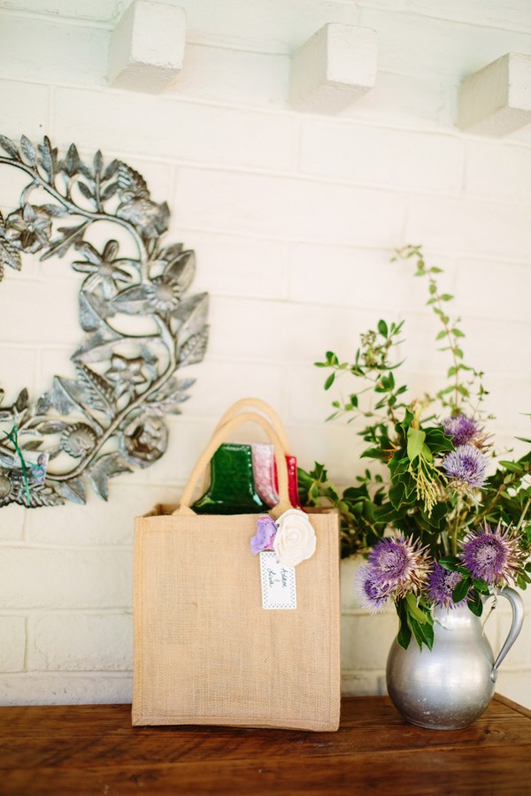 lavender-burlap-and-twine-wedding