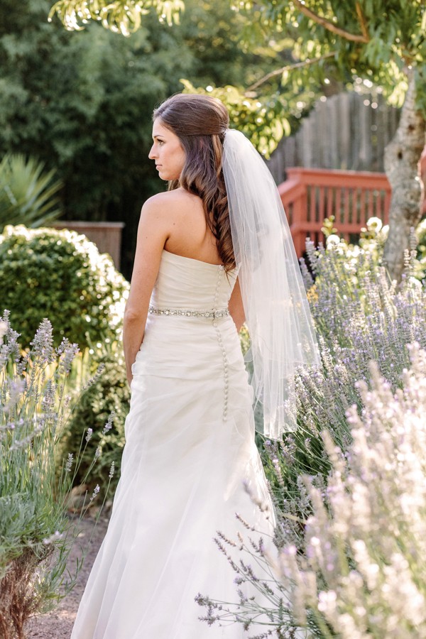 lavender-burlap-and-twine-wedding
