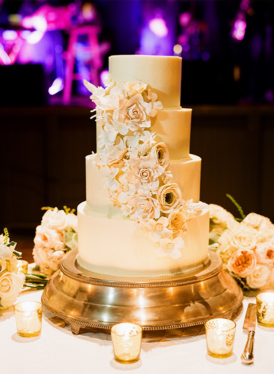elegant cream wedding cake
