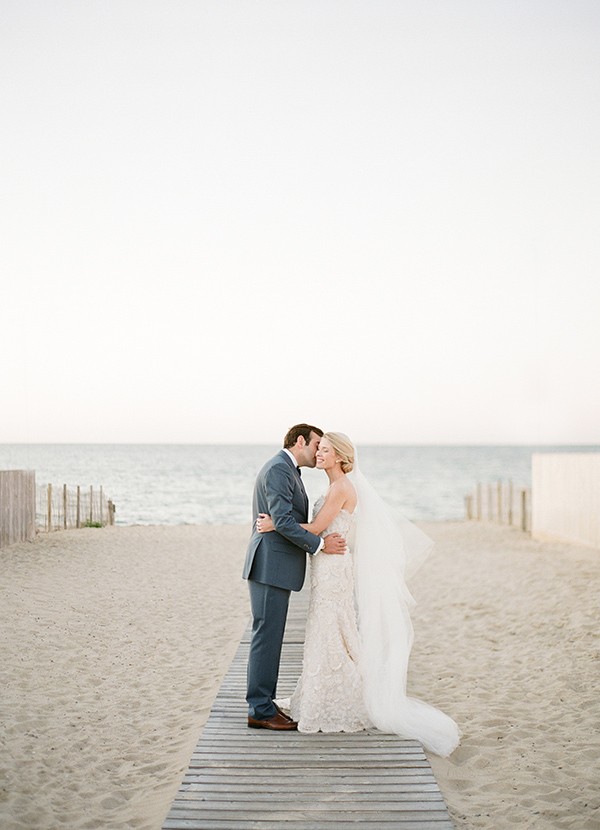 lovely-seaside-nantucket-wedding