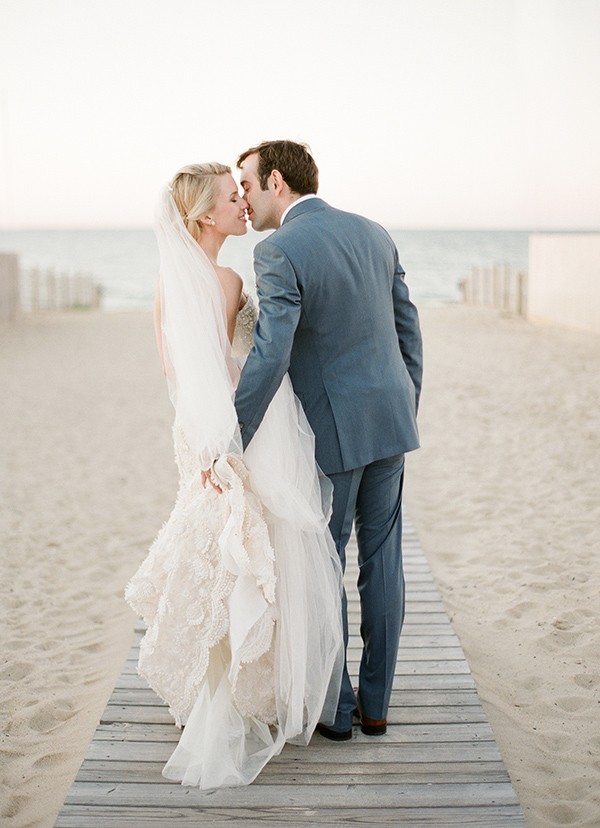 lovely-seaside-nantucket-wedding