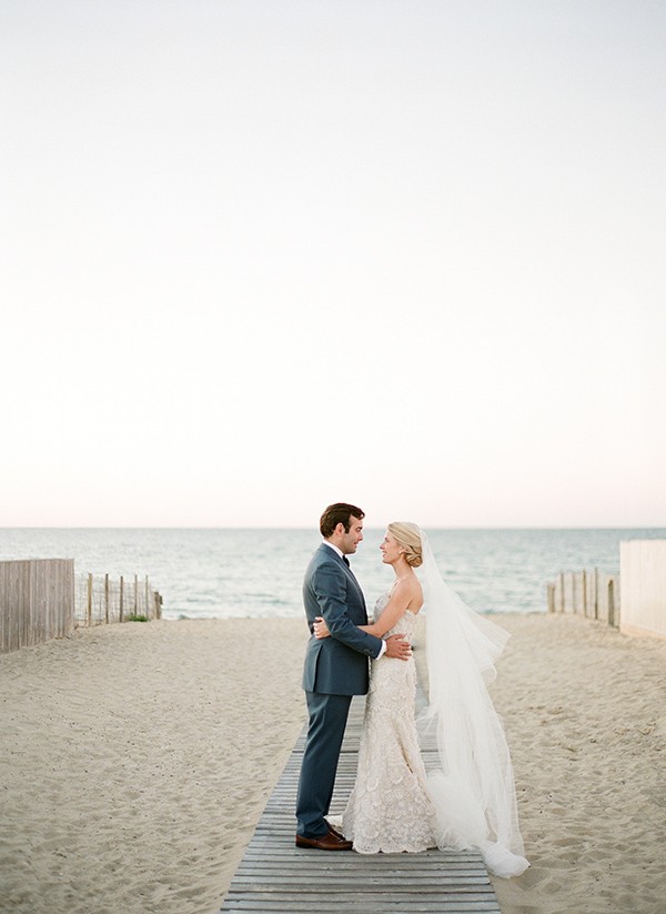 lovely-seaside-nantucket-wedding