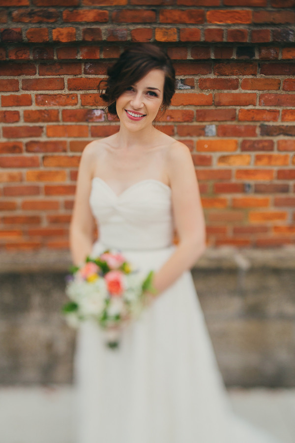 modern-mint-and-peach-wedding