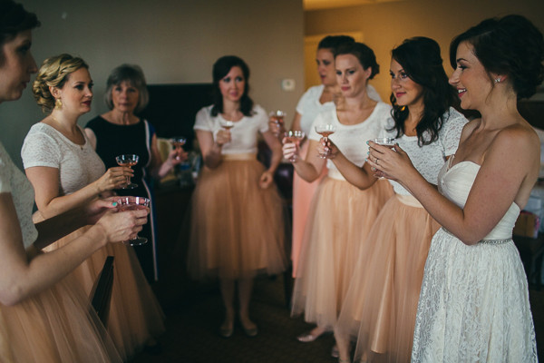 modern-mint-and-peach-wedding