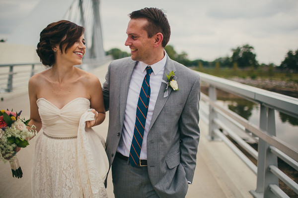 modern-mint-and-peach-wedding