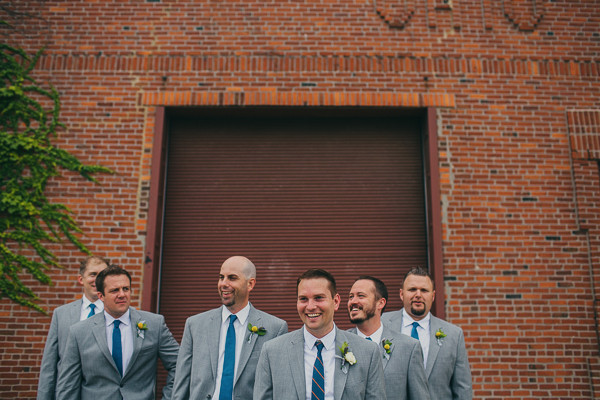 modern-mint-and-peach-wedding