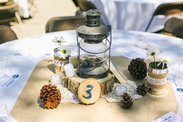 navy-and-white-burlap-wedding-under-10k
