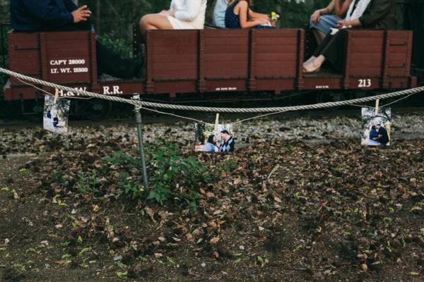 navy-and-white-burlap-wedding-under-10k