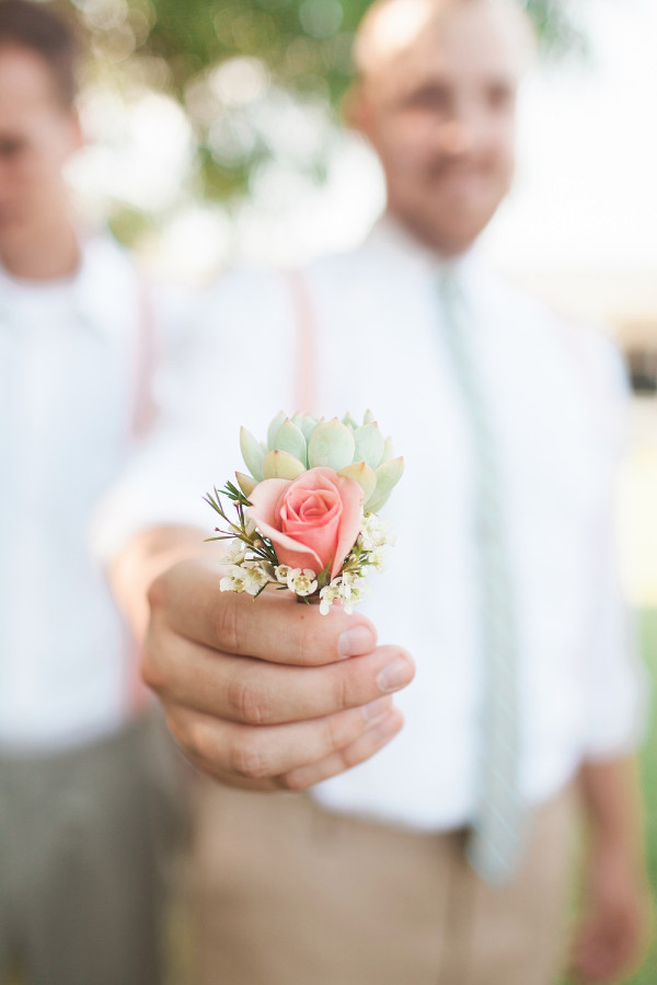 oklahoma-peach-and-mint-succulent