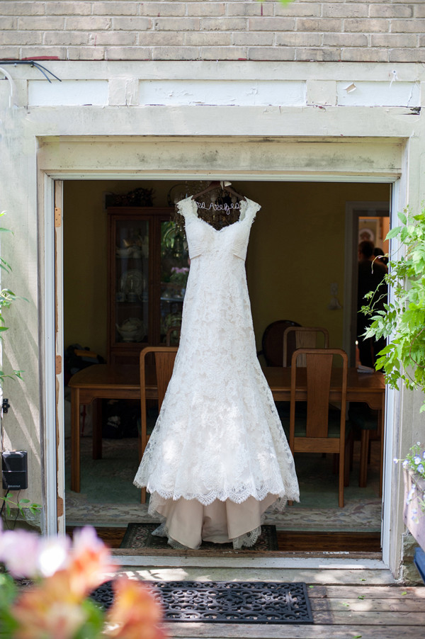 pink-patterned-garden-wedding