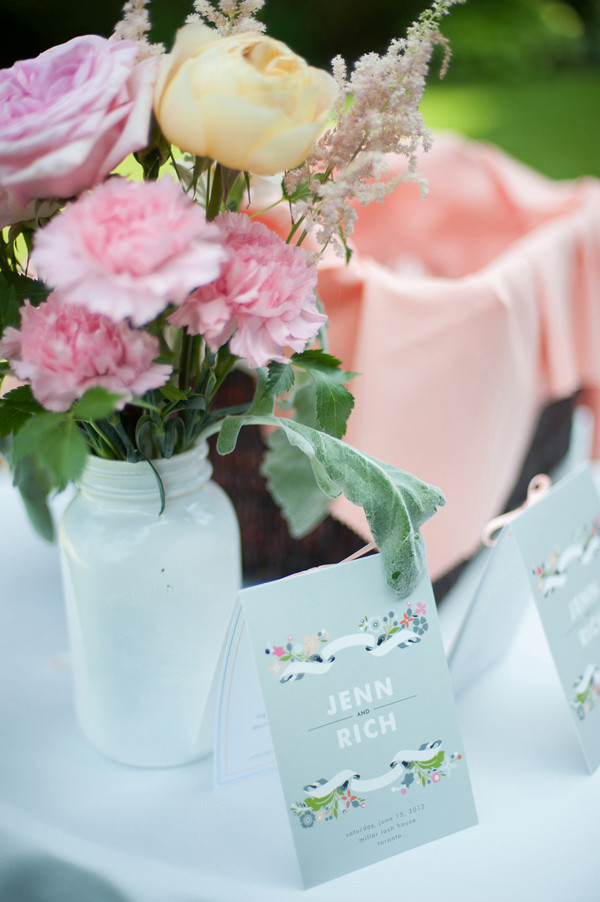 pink-patterned-garden-wedding