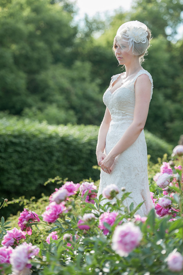 pink-patterned-garden-wedding