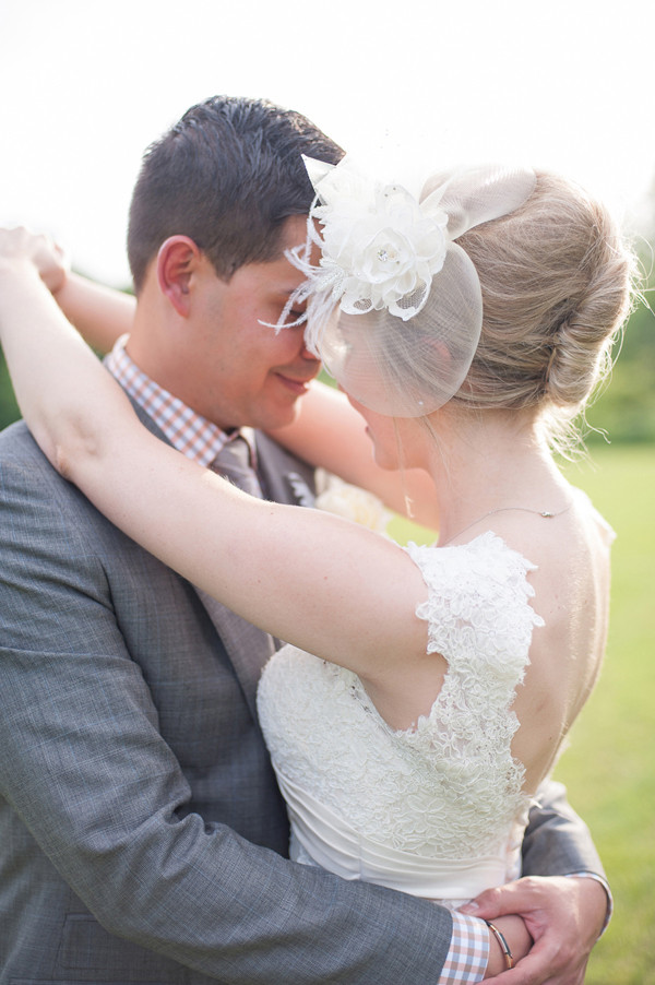 pink-patterned-garden-wedding