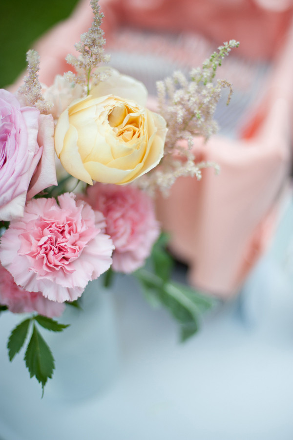 pink-patterned-garden-wedding