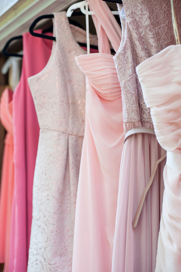 pink-patterned-garden-wedding