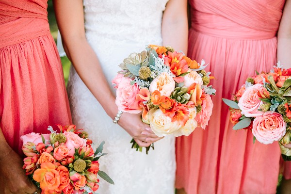 popping-pink-and-gold-wedding