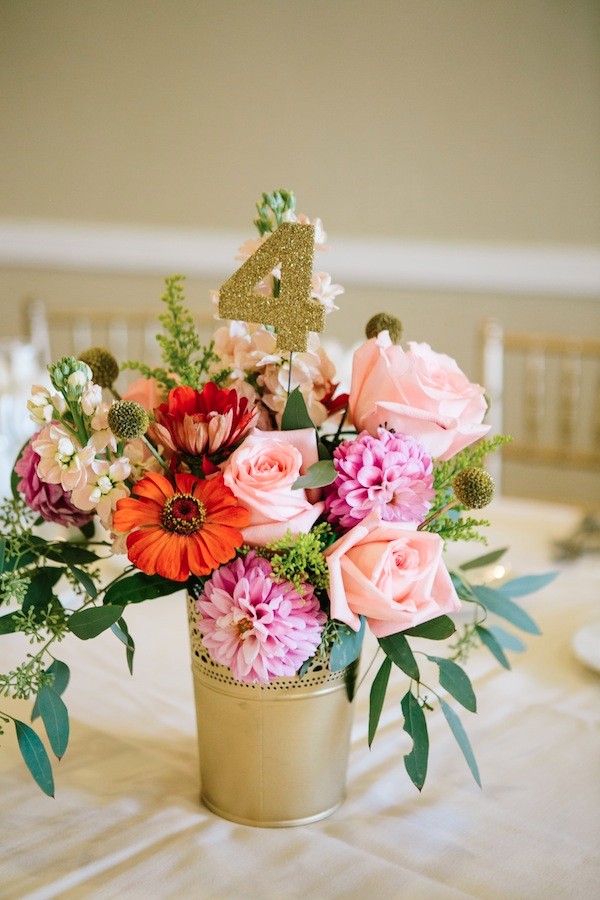 popping-pink-and-gold-wedding