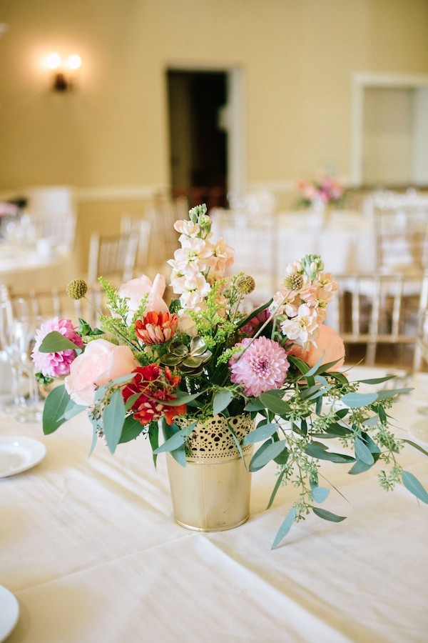 popping-pink-and-gold-wedding