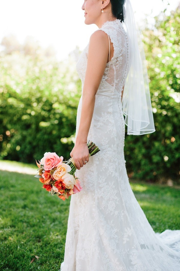 popping-pink-and-gold-wedding