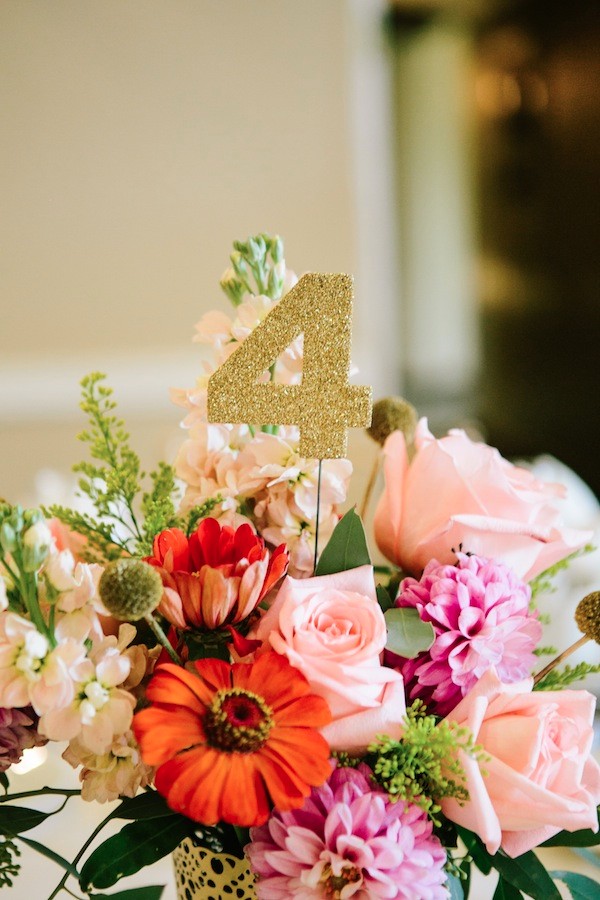 popping-pink-and-gold-wedding