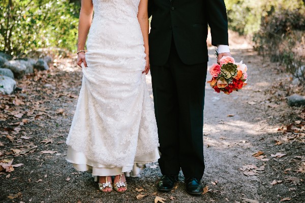 popping-pink-and-gold-wedding