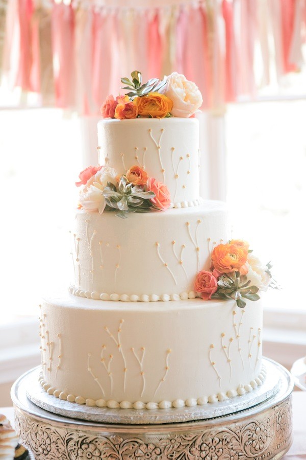 popping-pink-and-gold-wedding