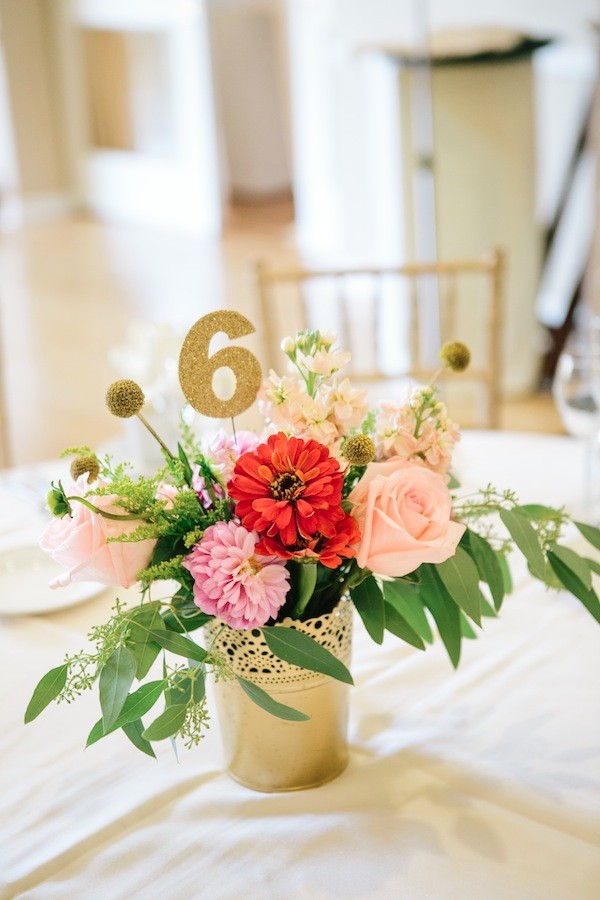 popping-pink-and-gold-wedding