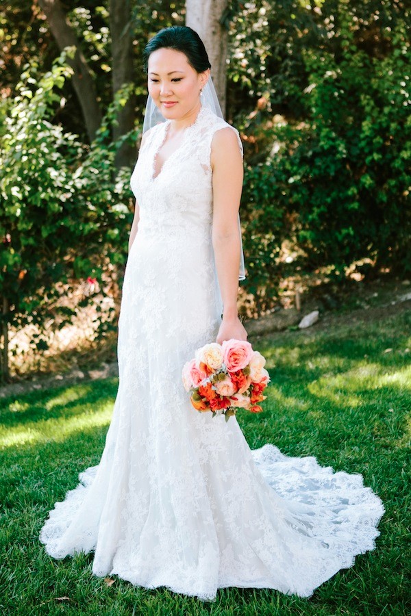 popping-pink-and-gold-wedding
