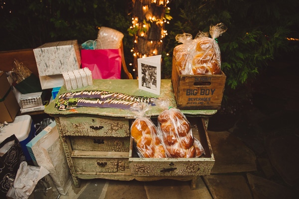 quirky-cute-southern-wedding