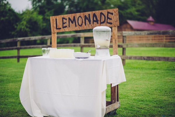 quirky-cute-southern-wedding