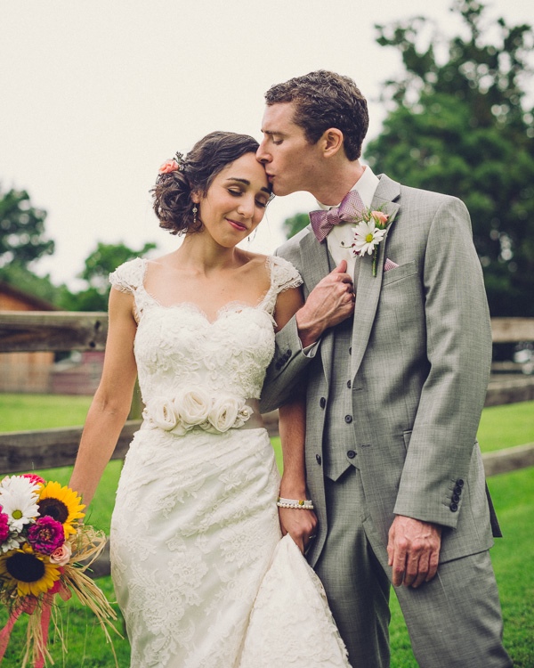 quirky-cute-southern-wedding