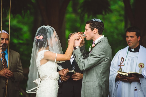 quirky-cute-southern-wedding