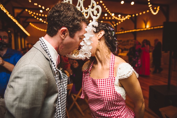 quirky-cute-southern-wedding