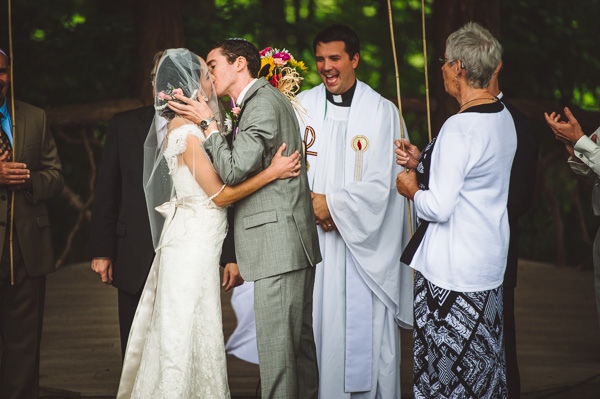 quirky-cute-southern-wedding