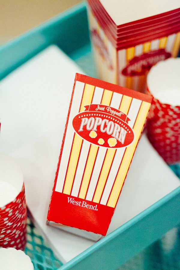 red-and-teal-wedding-with-playful