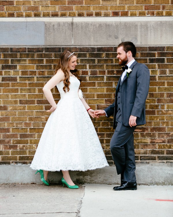 red-and-teal-wedding-with-playful