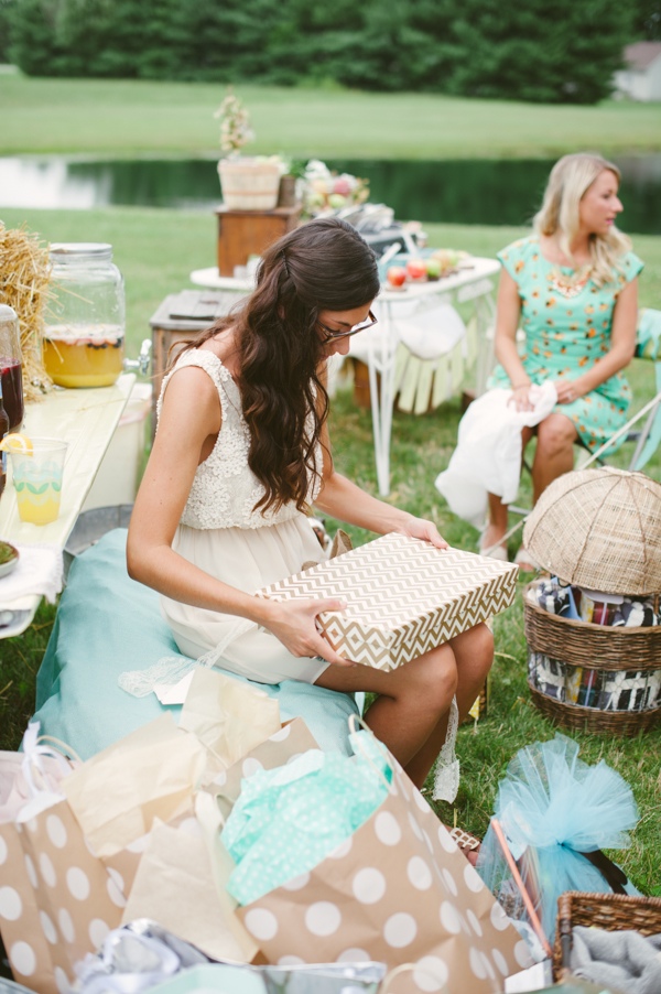 relaxed-diy-bridal-shower